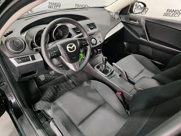 Mazda , 2011г., передний привод, механика