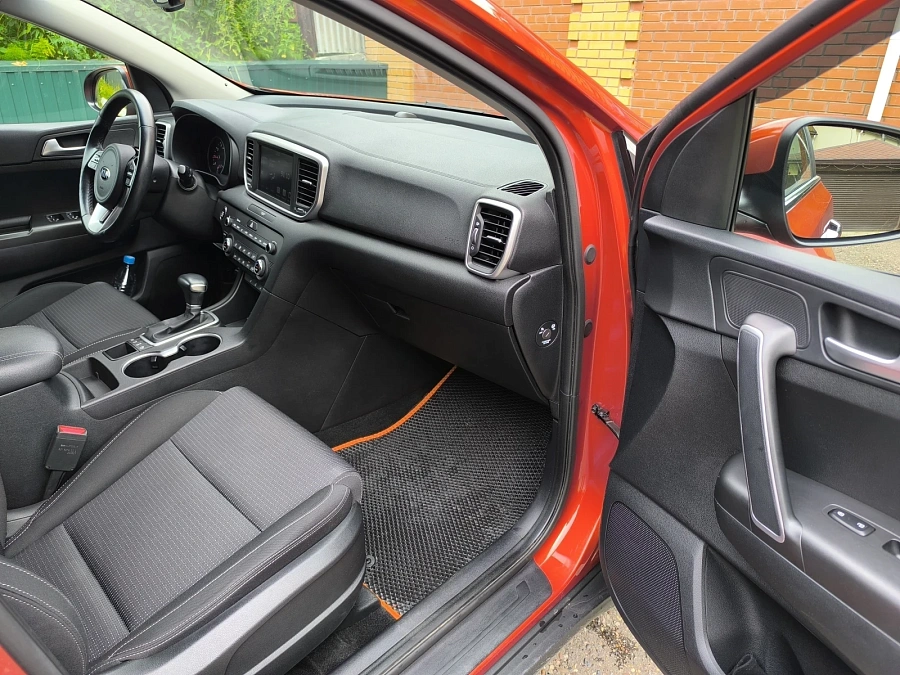 Kia Sportage, 2021г., полный привод, автомат