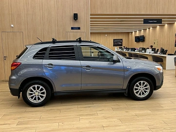 Mitsubishi ASX, 2012г, передний привод, вариатор
