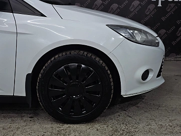 Ford Focus, 2012г, передний привод, механика