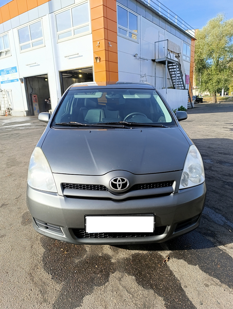 Toyota Corolla Verso, 2006г., передний привод, механика