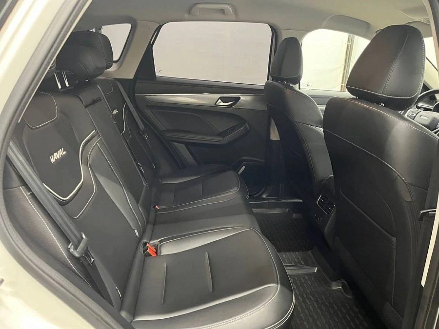 Haval Jolion, 2023г., передний привод, робот