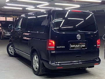 Volkswagen Multivan, 2010г, передний привод, робот