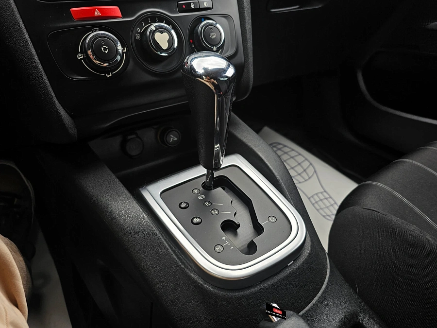 Citroen C4, 2012г., передний привод, автомат