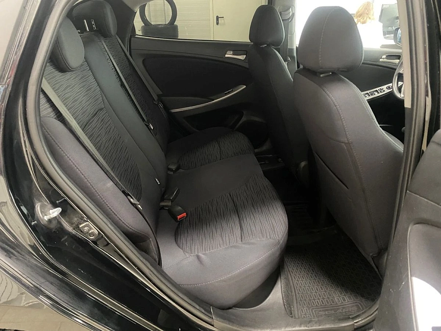 Hyundai Solaris, 2015г., передний привод, механика