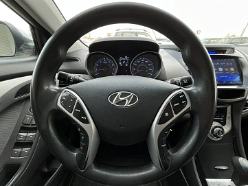 Hyundai Elantra, 2011г, передний привод, автомат
