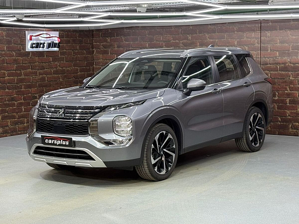 Mitsubishi Outlander, 2023г., полный привод, вариатор