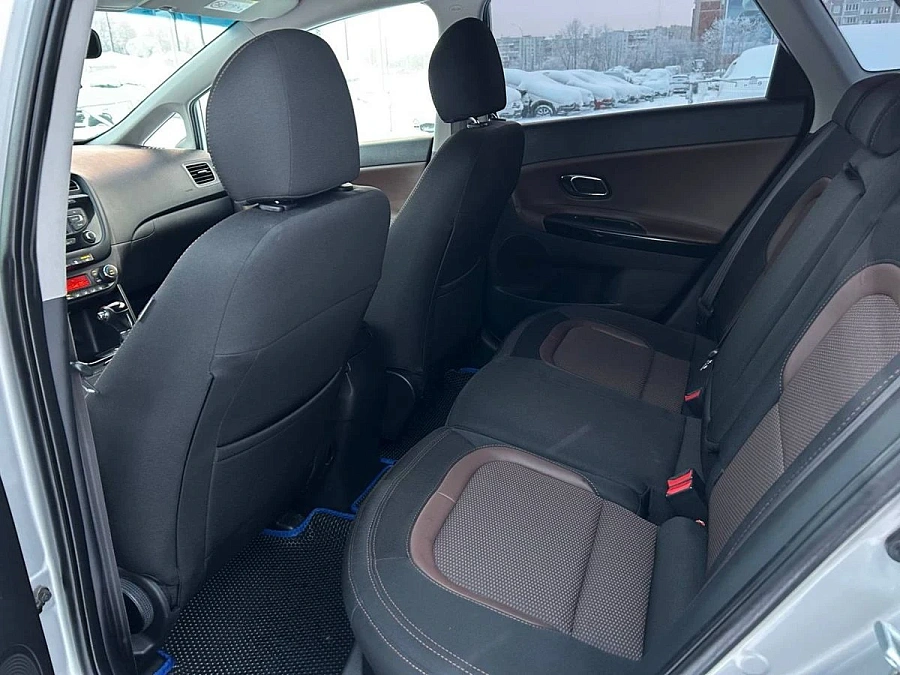 Kia Ceed, 2014г., передний привод, автомат