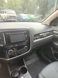 Mitsubishi Outlander, 2015г, полный привод, вариатор