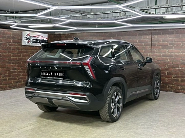 Geely Atlas, 2024г, полный привод, автомат