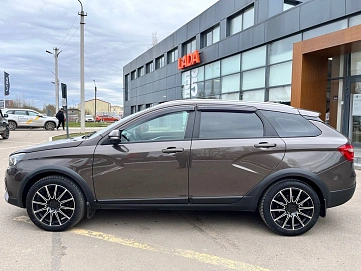 Lada (ВАЗ) Vesta, 2018г, передний привод, механика