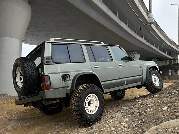 Nissan Patrol, 1994г, полный привод, механика