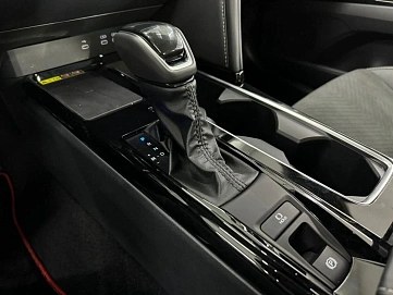 Toyota Camry, 2025г, передний привод, вариатор