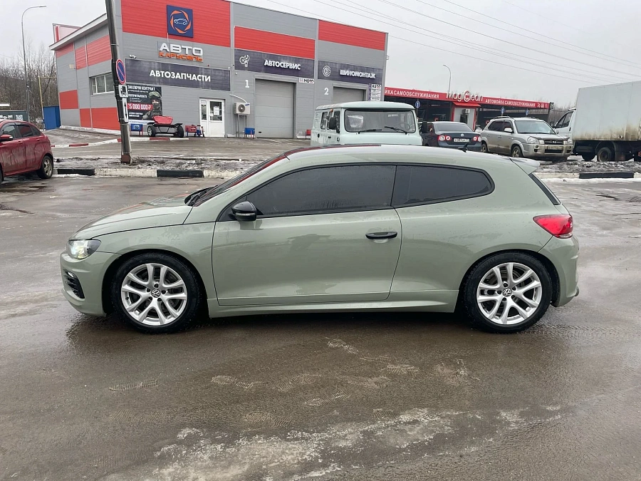 Volkswagen Scirocco, 2011г., передний привод, робот