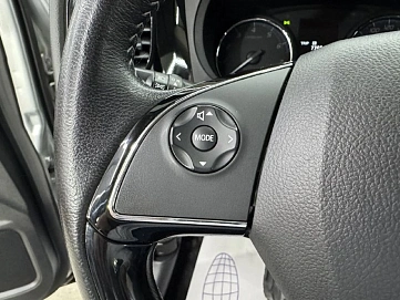 Mitsubishi Outlander, 2018г, передний привод, вариатор