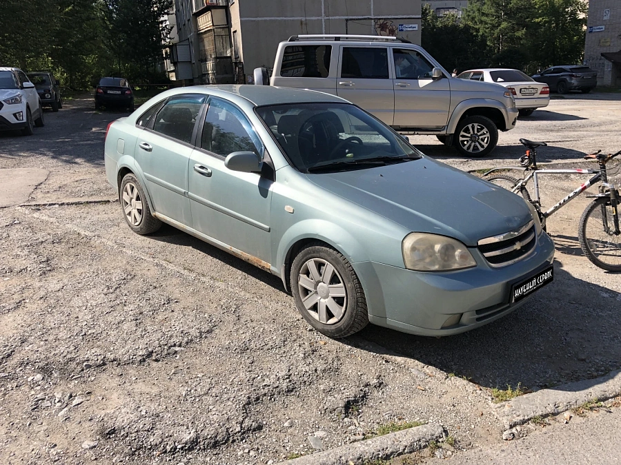 Chevrolet Lacetti, 2004г., передний привод, механика