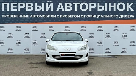 Peugeot 408, 2013г., передний привод, механика