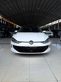 Volkswagen Lamando, 2023г, передний привод, робот