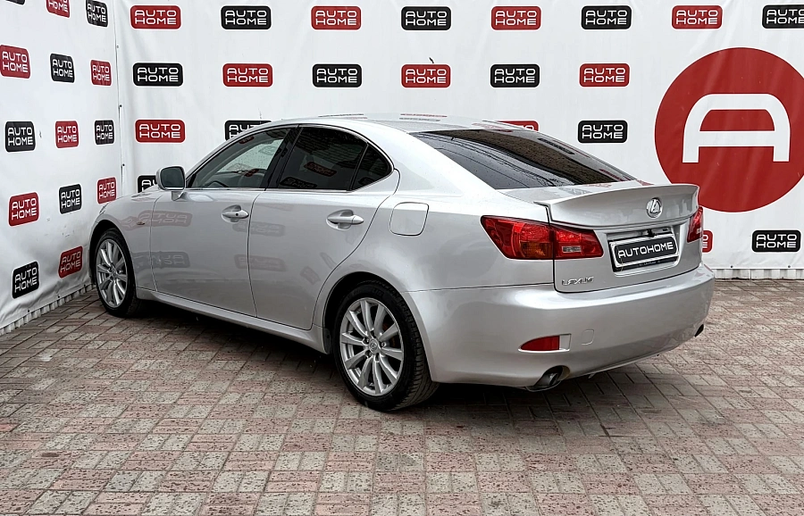 Lexus IS, 2006г., передний привод, автомат