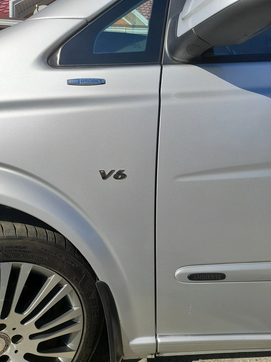 Mercedes-Benz Viano, 2012г., задний привод, автомат