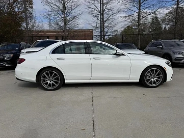 Mercedes-Benz E-Класс, 2022г, задний привод, автомат