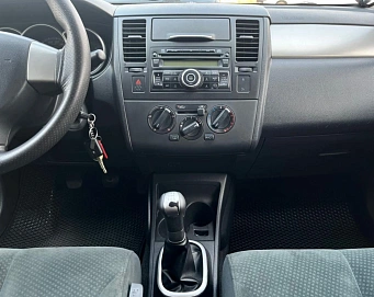 Nissan Tiida, 2011г, передний привод, механика