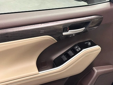 Toyota Highlander, 2025г, полный привод, автомат