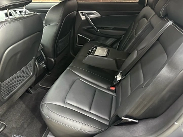 Geely Atlas, 2018г, передний привод, автомат