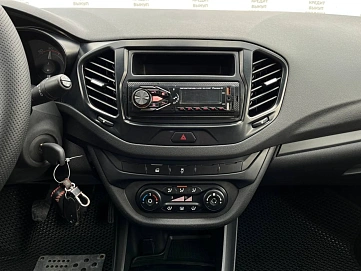 Lada (ВАЗ) Vesta, 2018г, передний привод, механика