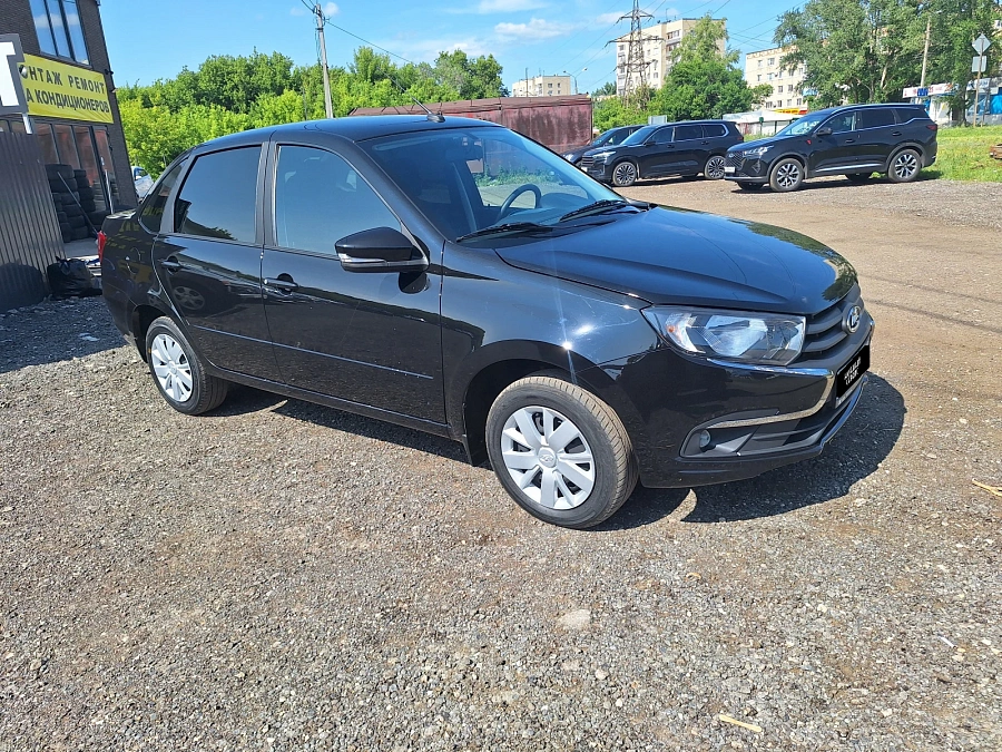 Lada (ВАЗ) Granta, 2023г., передний привод, механика