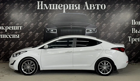 Hyundai Elantra, 2015г, передний привод, автомат