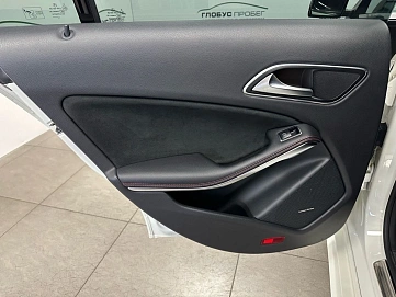 Mercedes-Benz , 2016г., передний привод, автомат