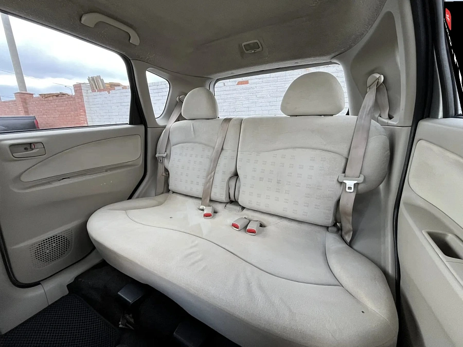 Mitsubishi Colt, 2004г., передний привод, автомат
