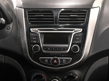 Hyundai Solaris, 2012г, передний привод, механика