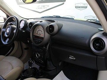 Mini , 2011г., передний привод, автомат