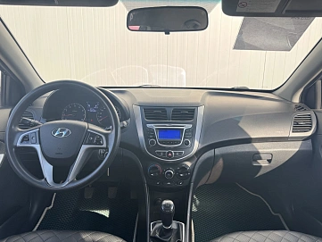 Hyundai Solaris, 2013г, передний привод, механика