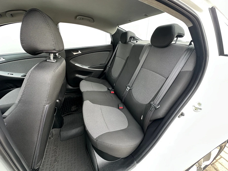 Hyundai Solaris, 2014г., передний привод, механика