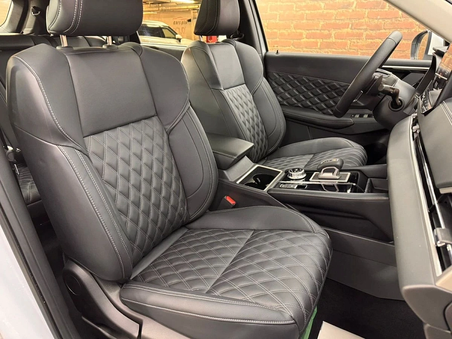 Mitsubishi Outlander, 2023г., полный привод, вариатор