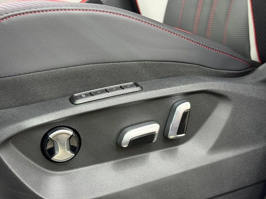 Volkswagen , 2025г., полный привод, робот