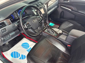 Toyota Camry, 2016г, передний привод, автомат