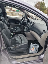 Mitsubishi Grandis, 2007г, передний привод, автомат
