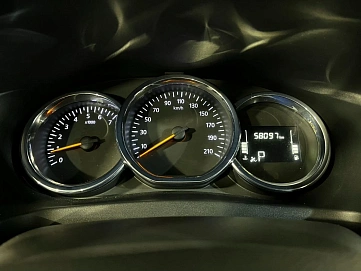 Renault Logan, 2019г, передний привод, автомат