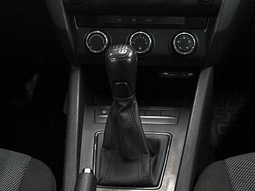 Skoda Octavia, 2013г, передний привод, механика