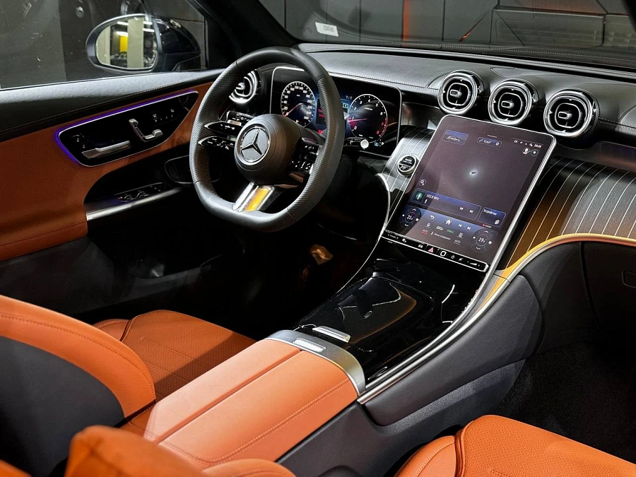 Mercedes-Benz GLC, 2023г., полный привод, автомат