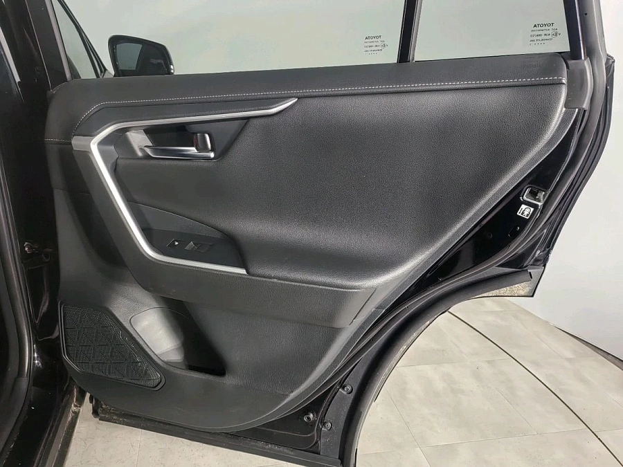 Toyota RAV4, 2021г., полный привод, автомат