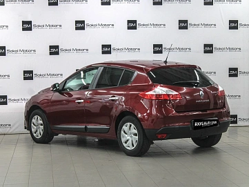 Renault Megane, 2014г, передний привод, механика