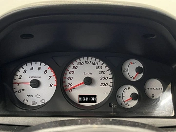 Mitsubishi Lancer, 2007г, передний привод, механика