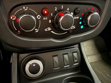 Renault Duster, 2016г, полный привод, механика