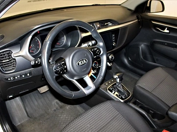 Kia Rio, 2021г, передний привод, автомат
