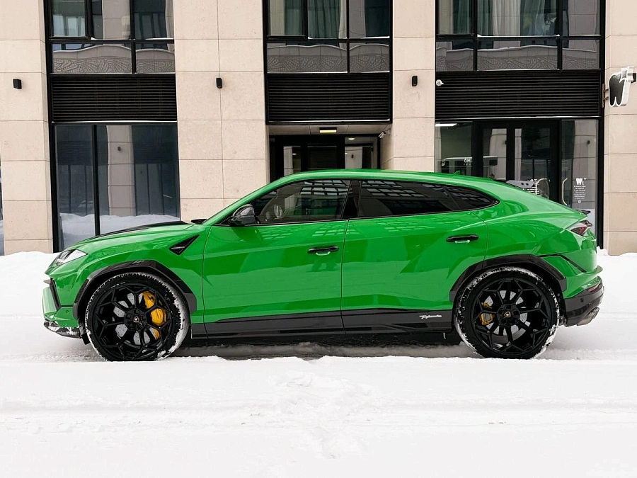 Lamborghini Urus, 2023г., полный привод, автомат